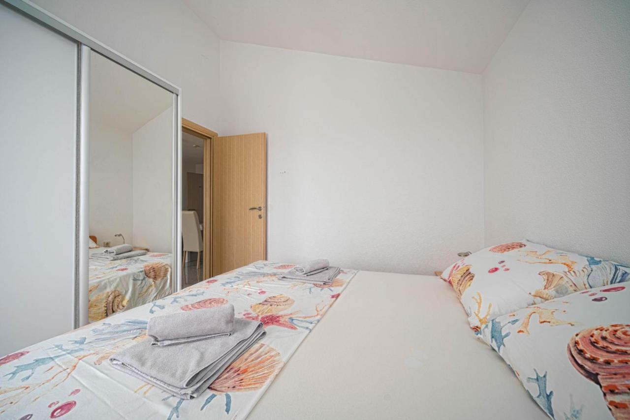 Apartments Miskovic Водице Екстер'єр фото