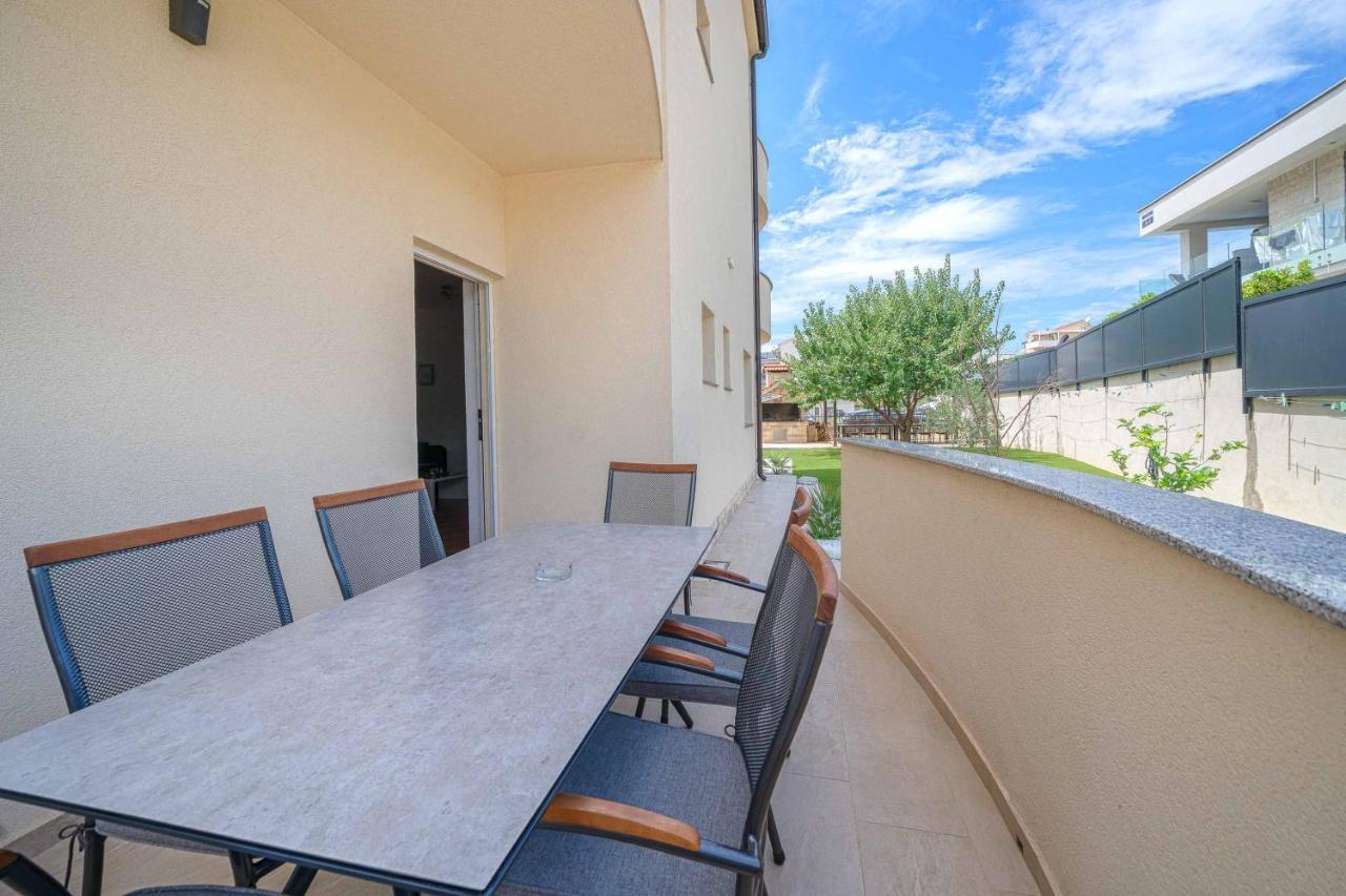 Apartments Miskovic Водице Екстер'єр фото