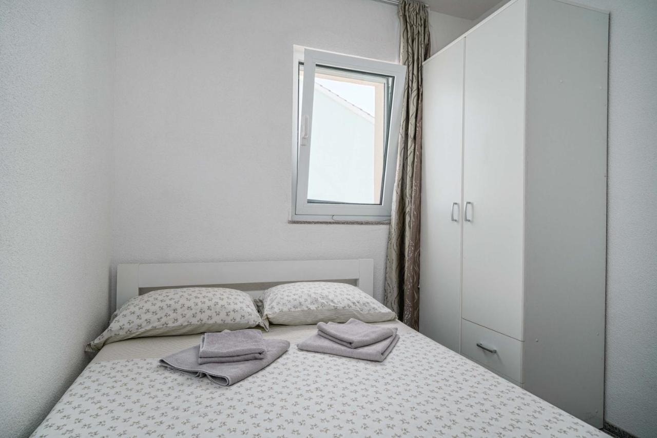 Apartments Miskovic Водице Екстер'єр фото